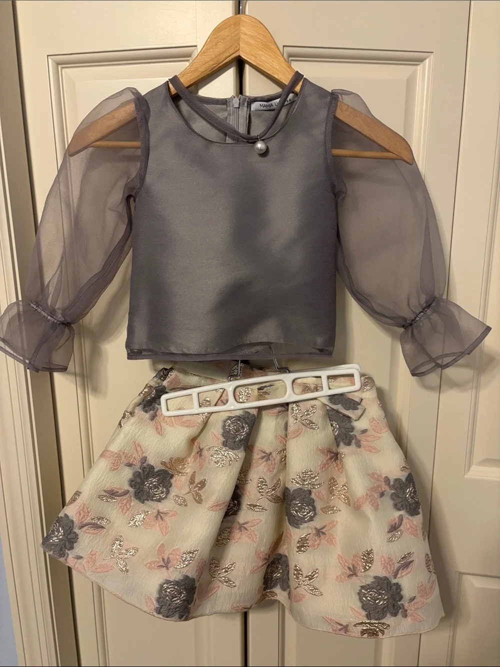 Girls Two-Piece Floral Skirt & Sheer Sleeve Top - Gray & Cream